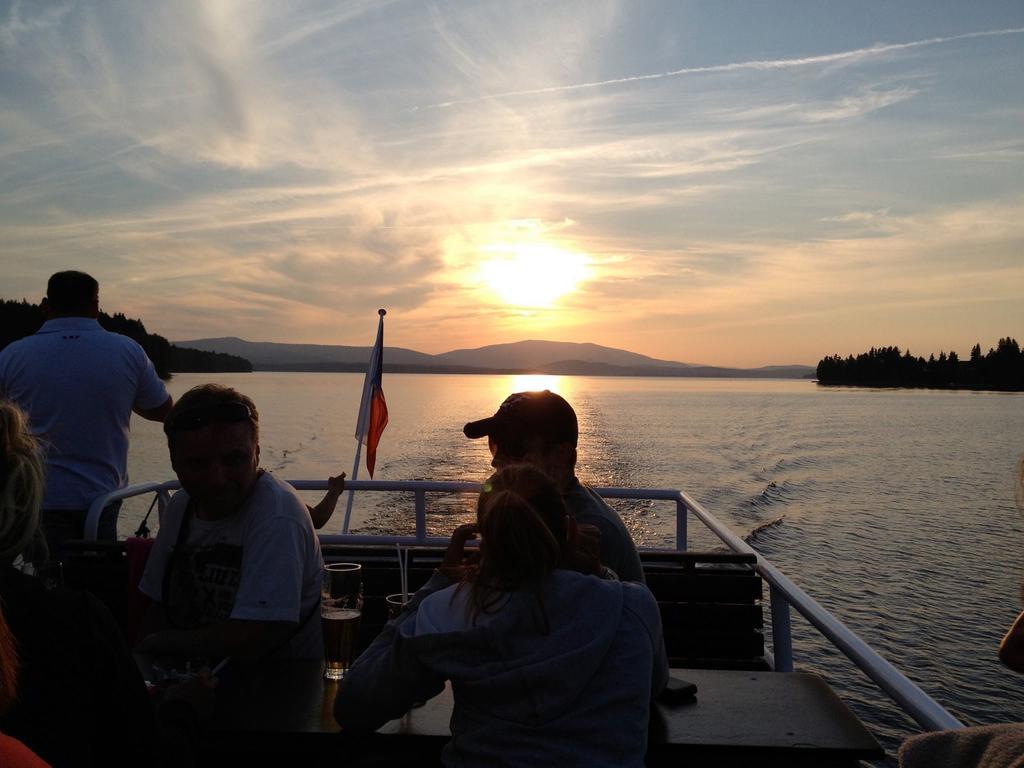 Apartman S Vyhledem Na Jezero Lipno nad Vltavou Buitenkant foto